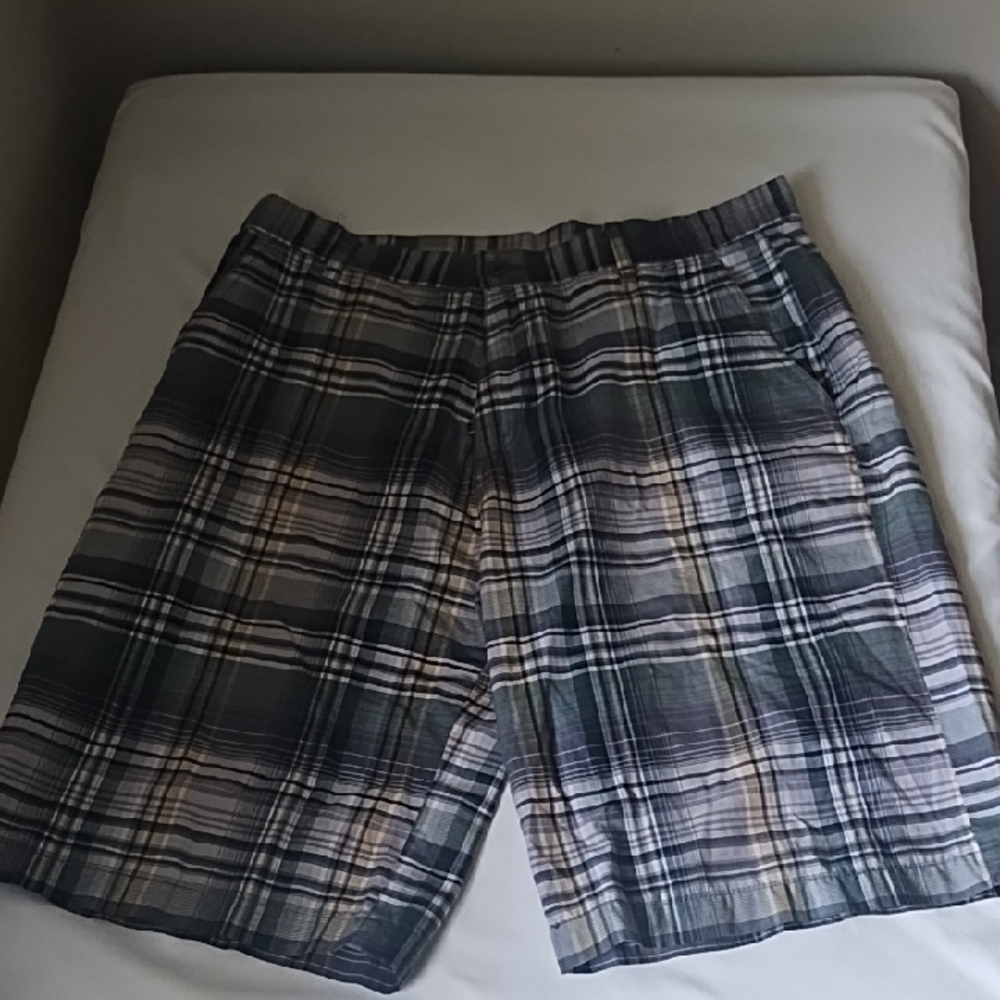 Plaid Men's Shorts - Gray and Blue